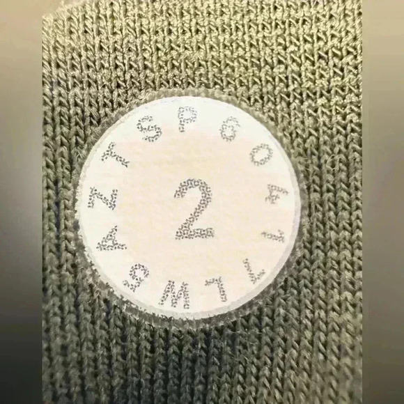 Lululemon All The Right Places II Pants *28" in green color size 2 - Picture 12 of 12